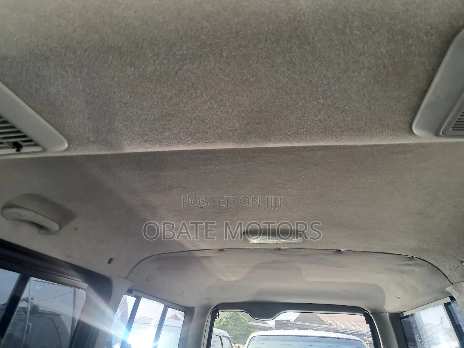 Toyota HiAce 2010 Black