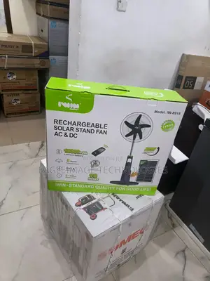 Iwin 18-Inch Rechargeable Solar Fan