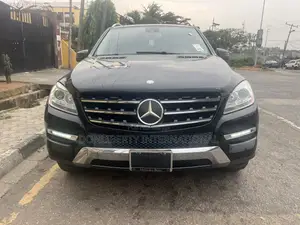 Mercedes-Benz M Class 2012 Black