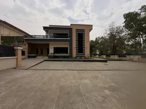 Furnished 5bdrm Duplex in Apo Legislative for sale
