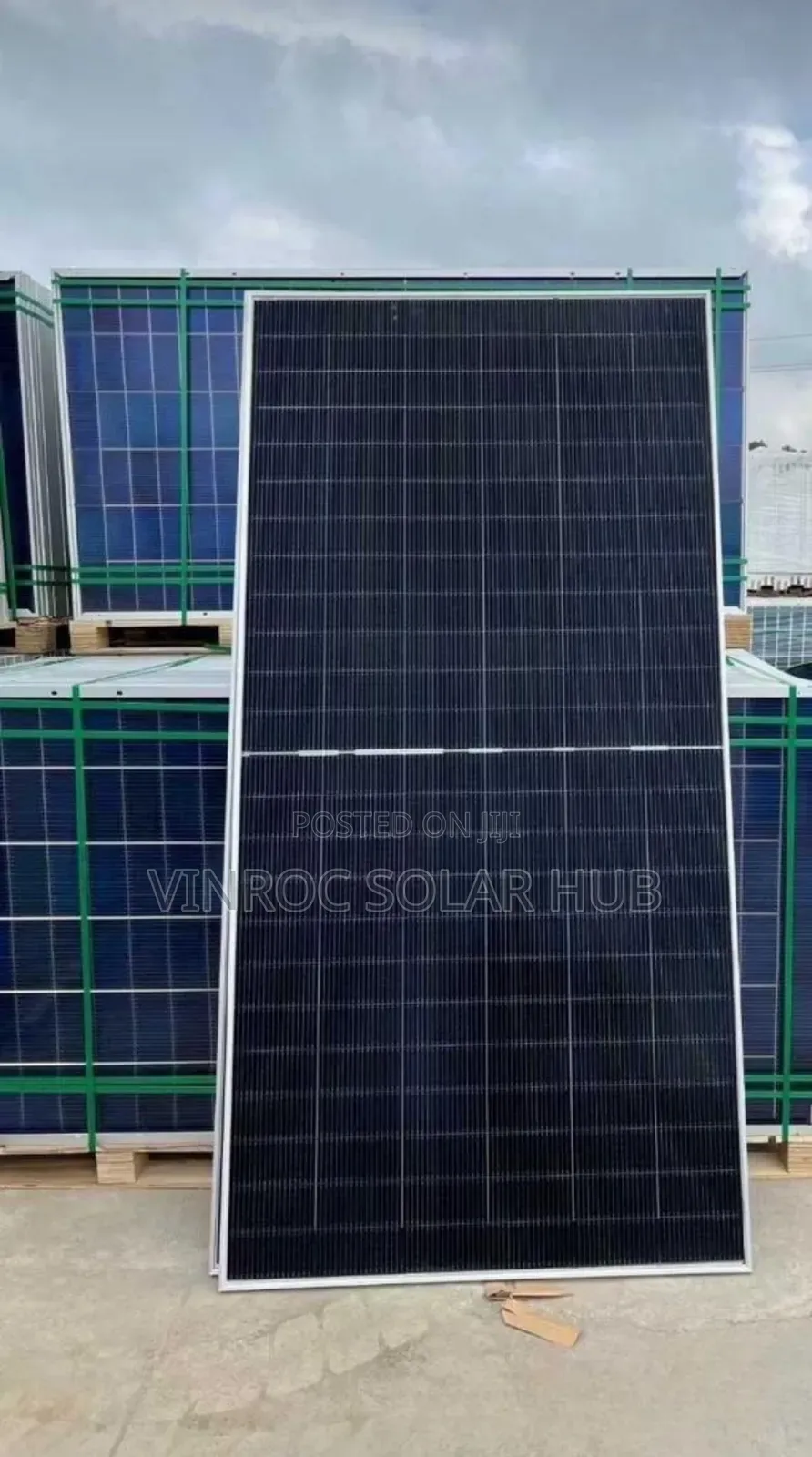 585w Jinko Solar Panels
