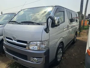 Toyota HiAce 2012 Grey