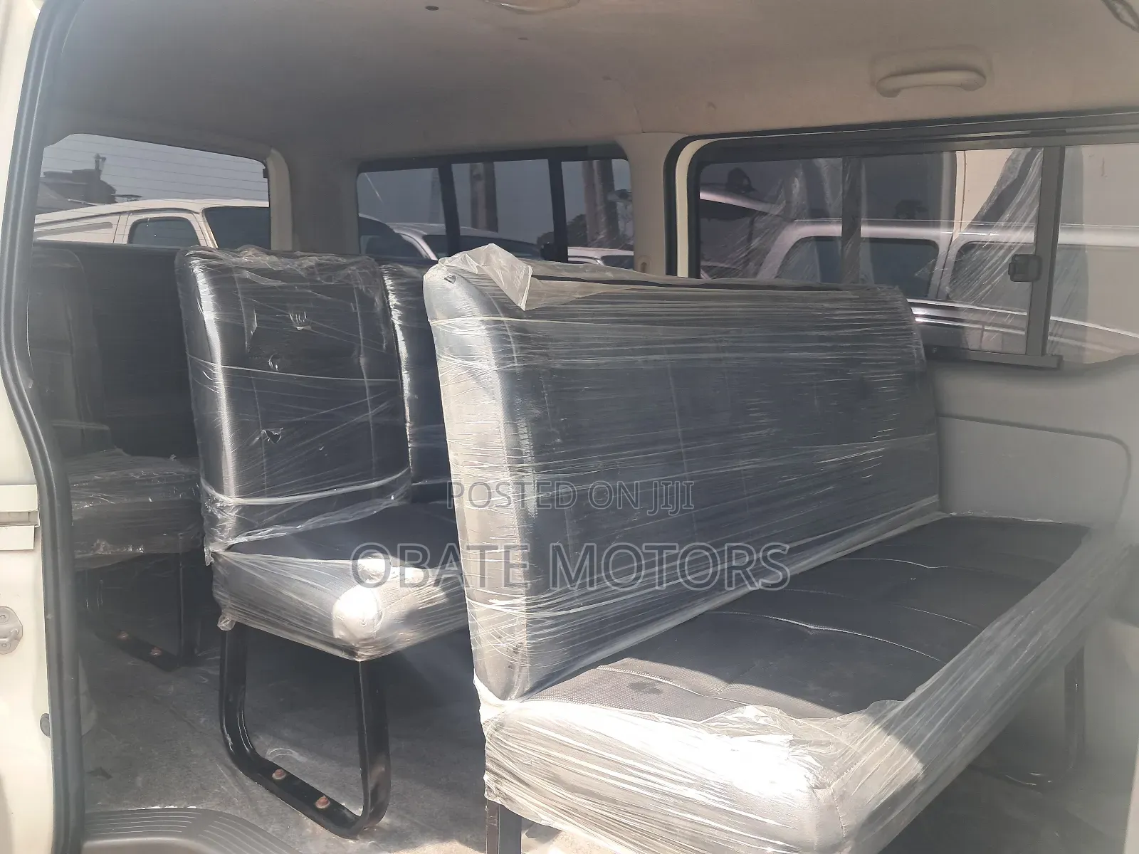 Toyota HiAce 2012 White
