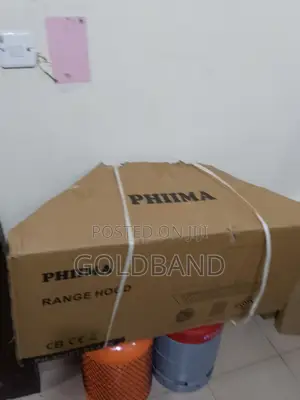 Phiima Black Wall Chimney Rangehood