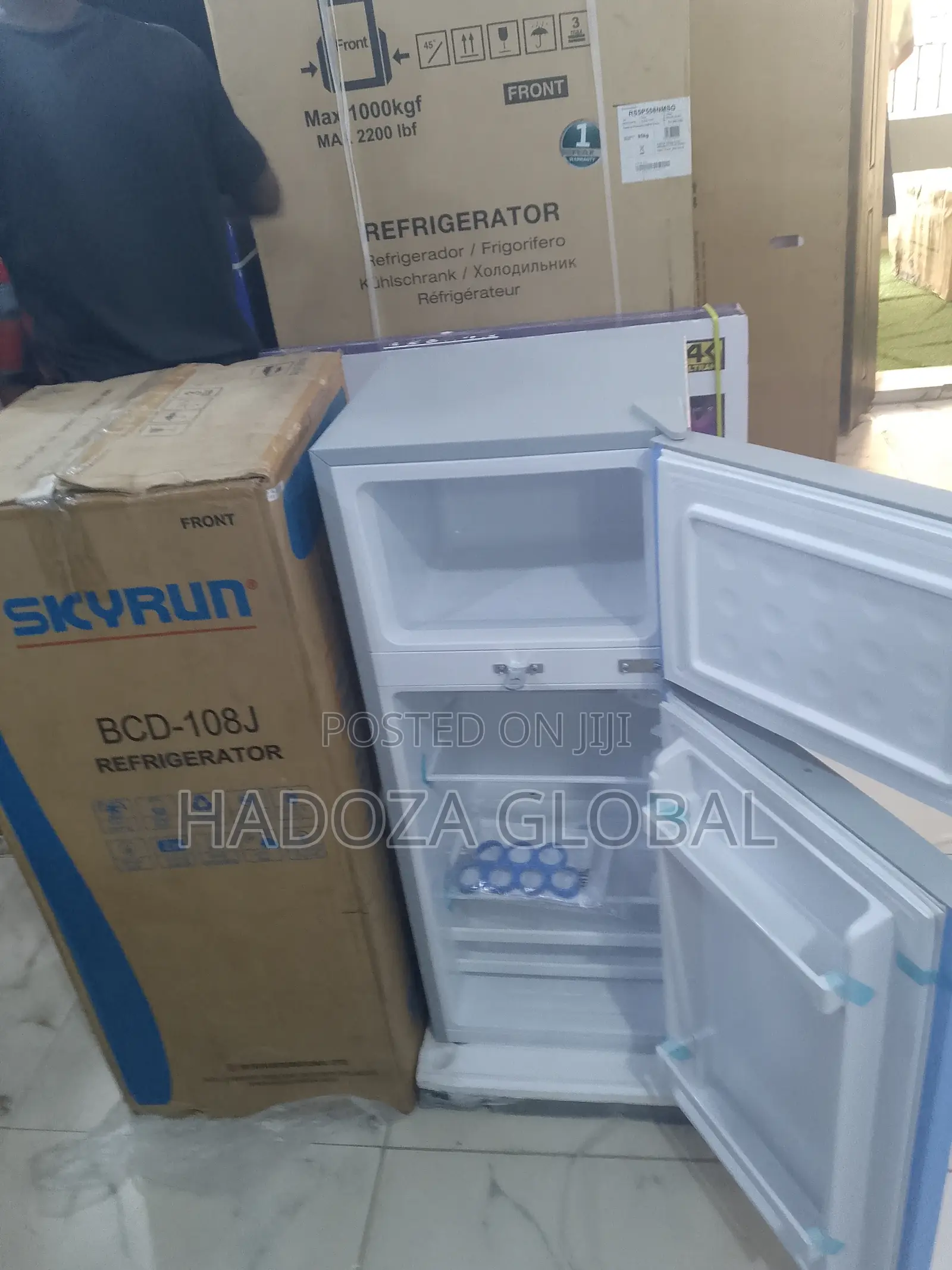 Skyrun Bcd-108j Kitchen Fridge With Freezer