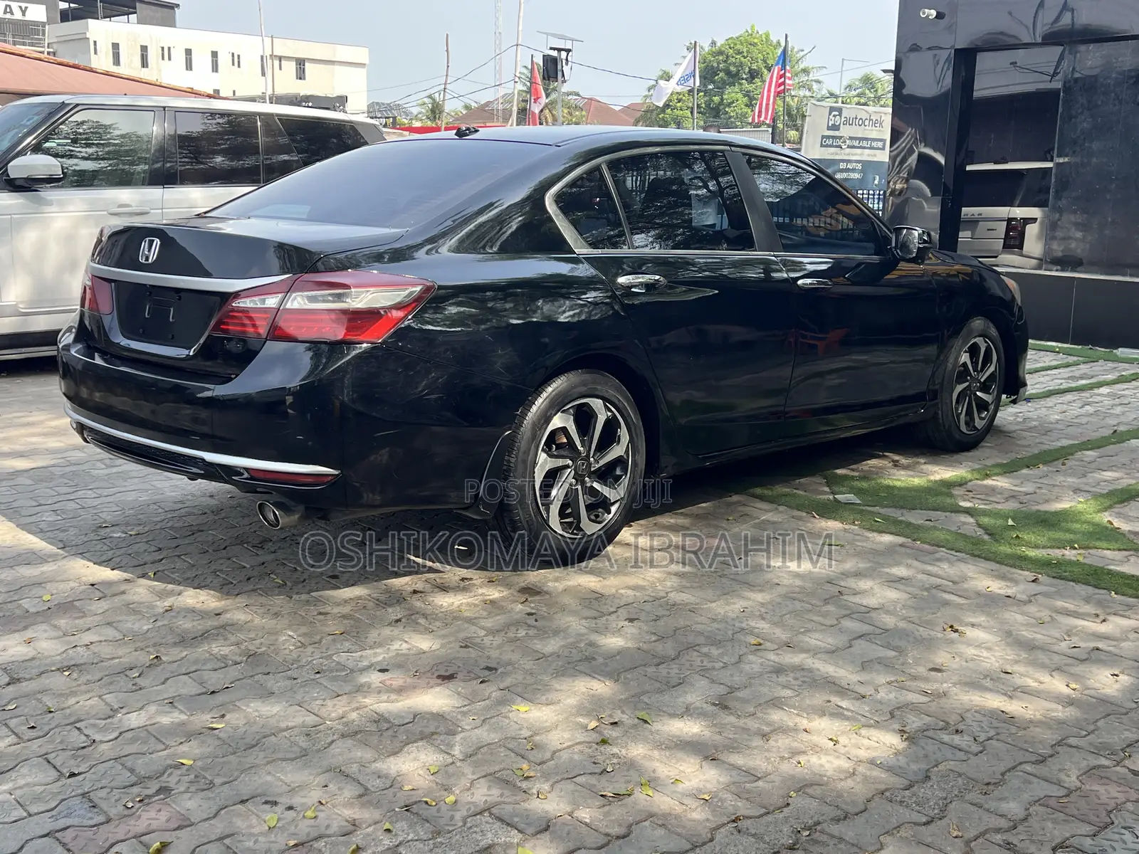 Holden Caprice 2014 Black