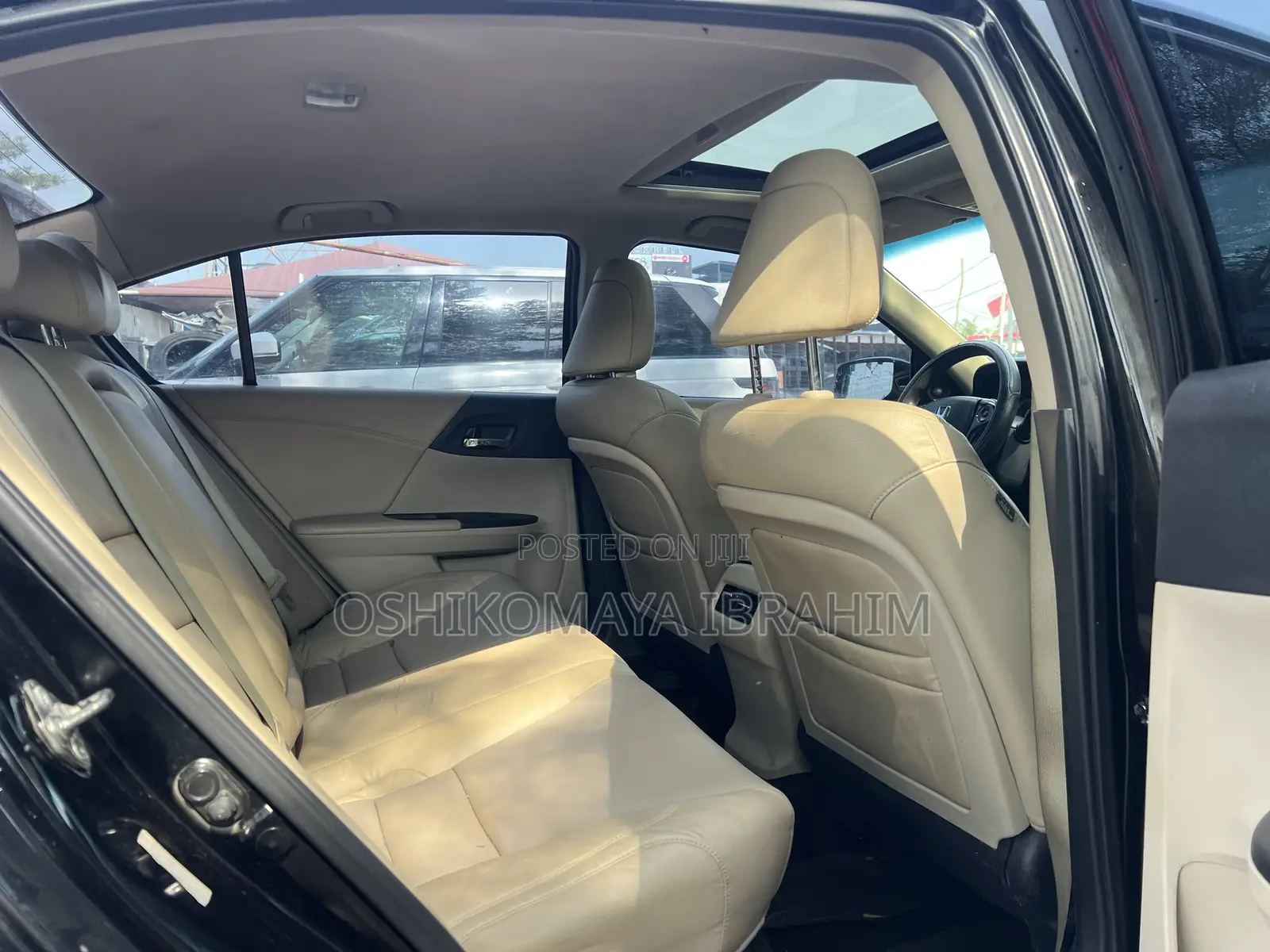Holden Caprice 2014 Black
