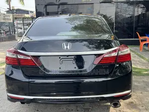 Holden Caprice 2014 Black