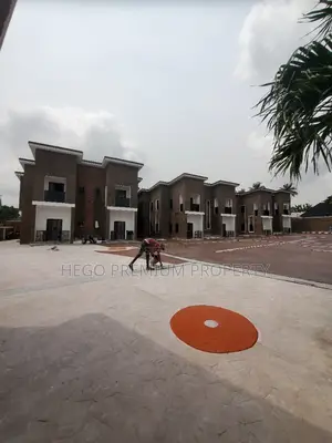 4bdrm Duplex in Government Residents, Old GRA for rent