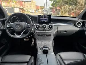Mercedes-Benz C300 2015 White