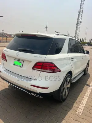 Mercedes-Benz GLE-Class GLE 350 2017 White