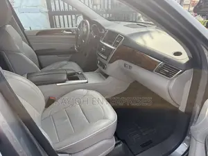 Mercedes-Benz M Class ML 350 4Matic 2012 Gray
