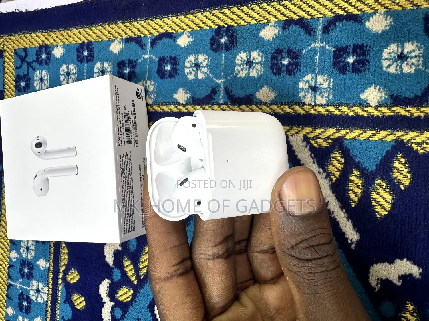 Airpods 2 (2nd Gen)