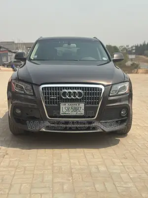 Audi Q5 3.0T Premium Plus quattro 4dr SUV AWD (3.0L 6cyl S/C 8A) 2014