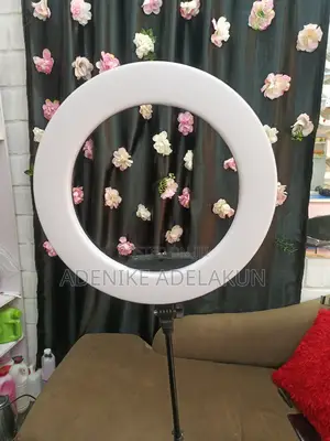 Rechargeable Led Ring Light + 2 Rechargeable Batteries