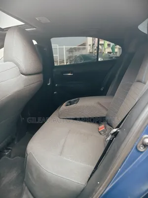 Toyota Corolla SE 2021 Blue