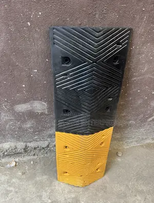Safety Speed Bumps Available With End Cap 70mm