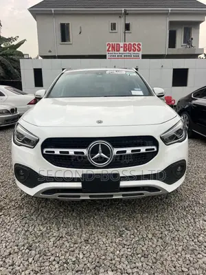 Mercedes-Benz GLA 250 2022 White