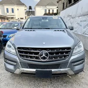 Mercedes-Benz M Class ML 350 BlueTEC 4Matic 2012 Gray