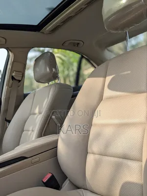 Mercedes-Benz C300 2014 Black