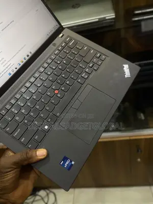 Laptop Lenovo ThinkPad T14 16GB Intel Core Ultra 7 SSD 256GB
