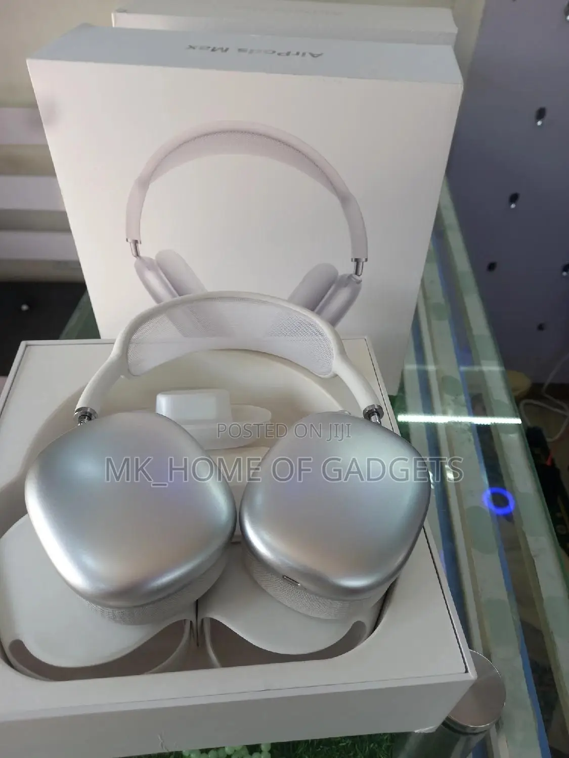 Open Box Airpod Max