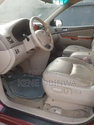 Toyota Sienna XLE 7 Passenger 2010 Burgundy