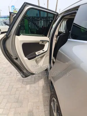 Volvo XC60 2012 Gold