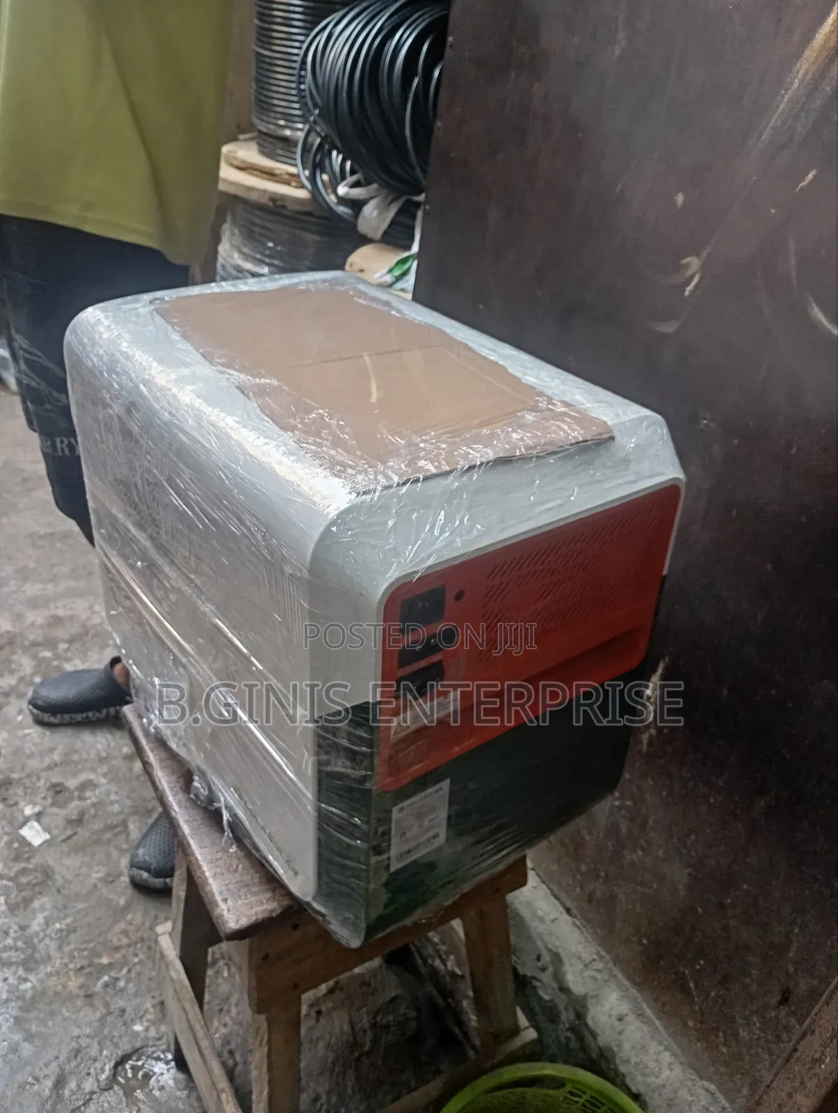 Rugged 3.6kw Solar Generator