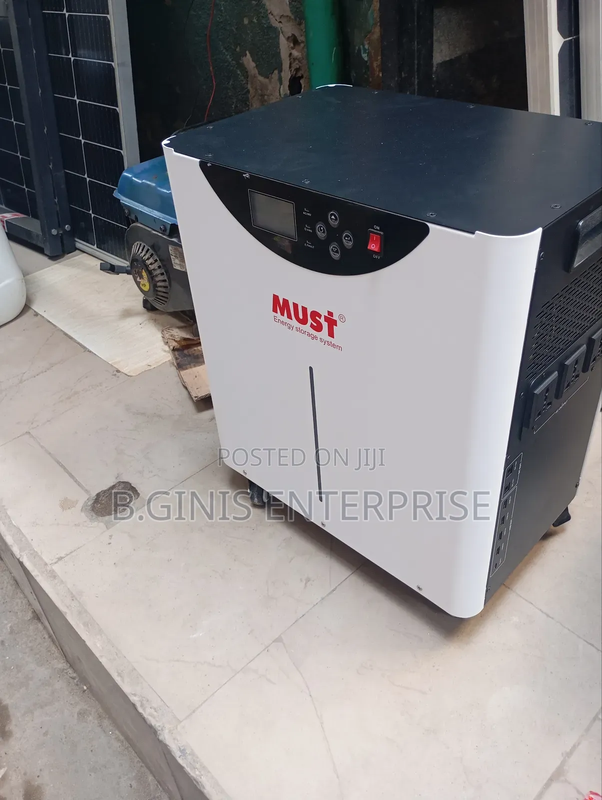 Amazing Must Solar Generator