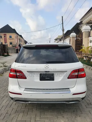 Mercedes-Benz M Class ML350 4dr SUV (3.5L 6cyl 7A) 2015 White