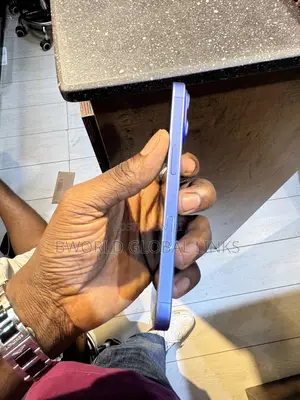 Apple iPhone 16 128 GB Blue