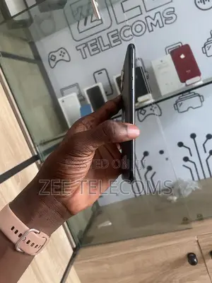 Apple iPhone 11 Pro Max 64 GB Green