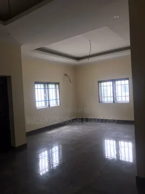 3bdrm Block of Flats in Lekki Phase 1 for rent