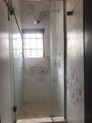 3bdrm Block of Flats in Lekki Phase 1 for rent