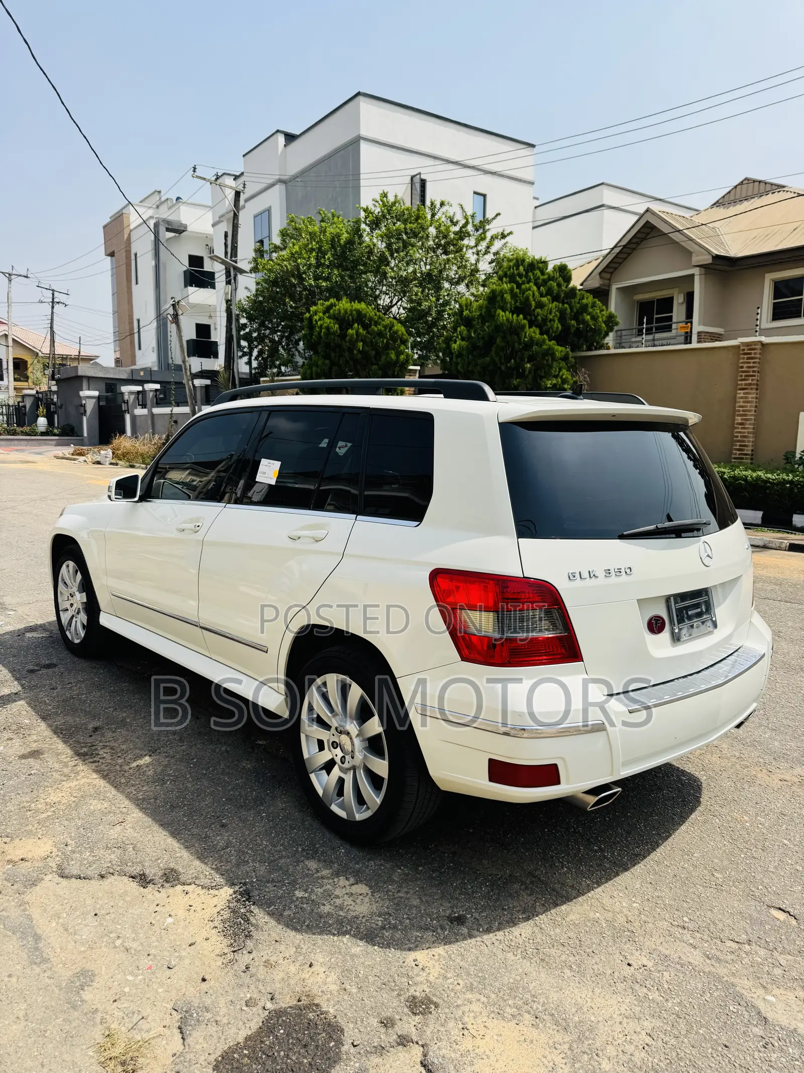 Mercedes-Benz GLK-Class 350 2010 White