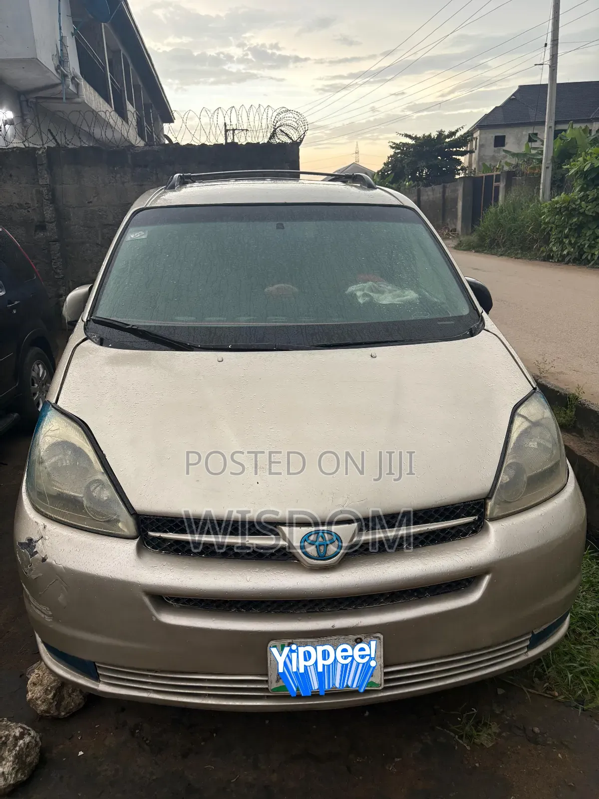 2004 Toyota Sienna LE FWD (3.3L V6 5A)