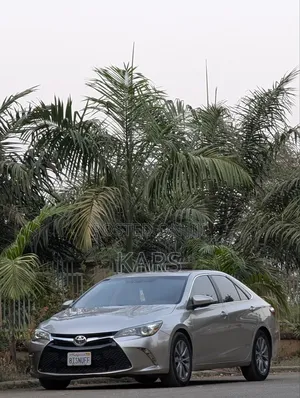 Toyota Camry XLE 4dr Sedan (3.5L 6cyl 6A) 2015 Brown