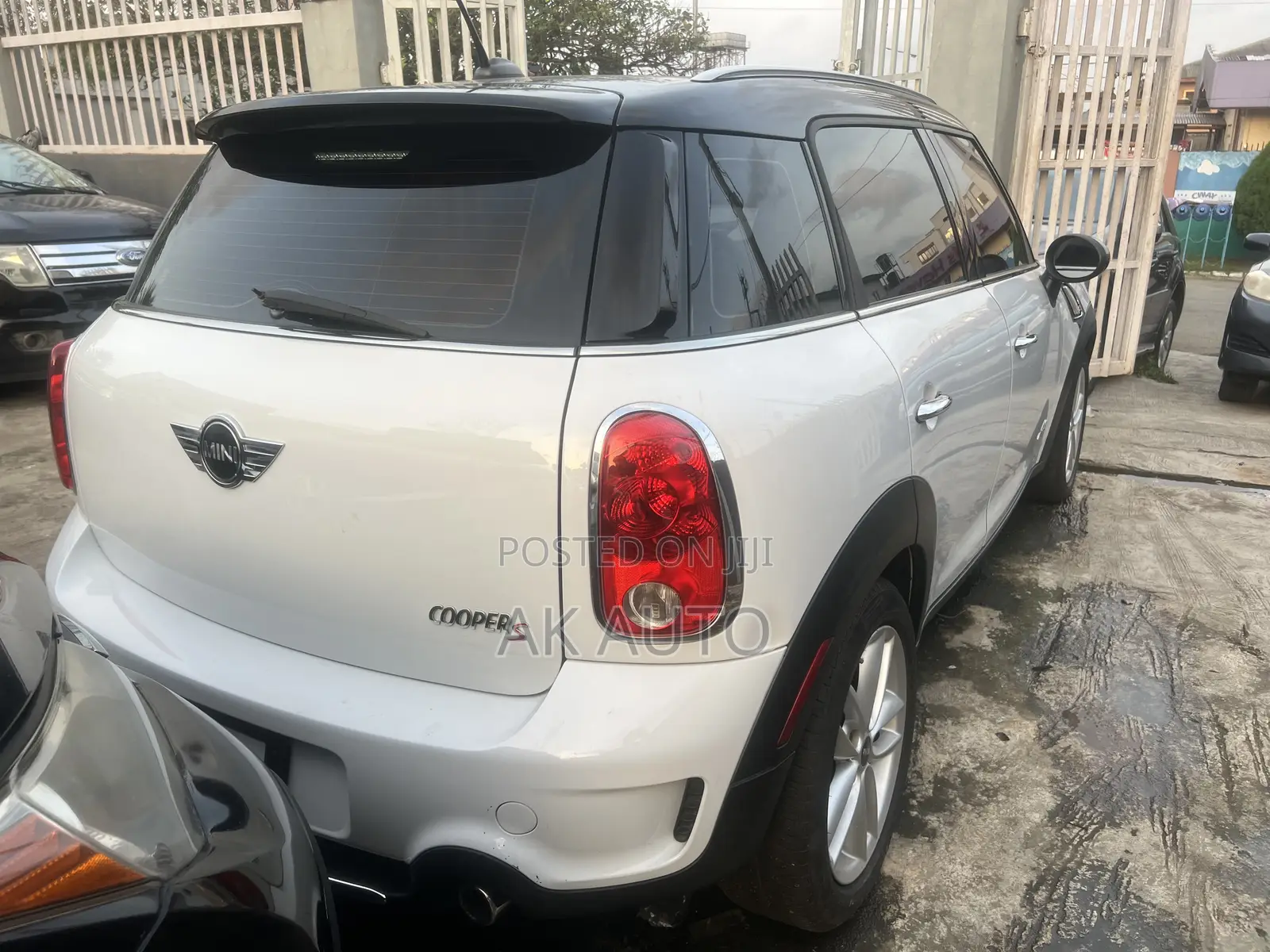 Mini Cooper 2013 White