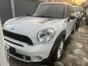 Mini Cooper 2013 White