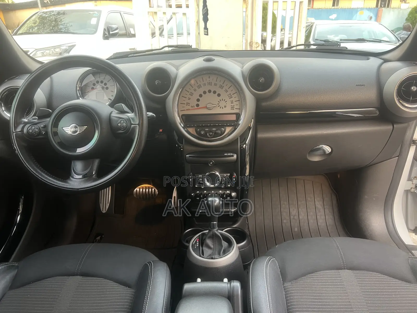 Mini Cooper 2013 White