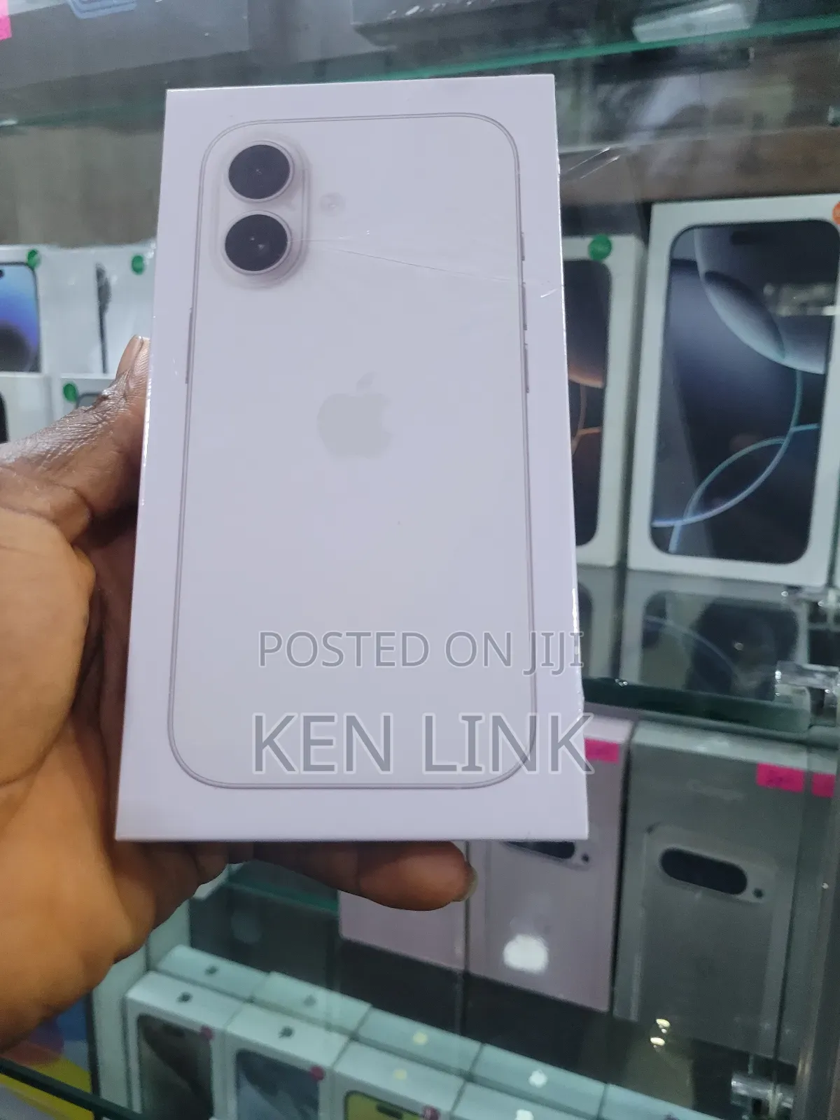 New Apple iPhone 16 128 GB White