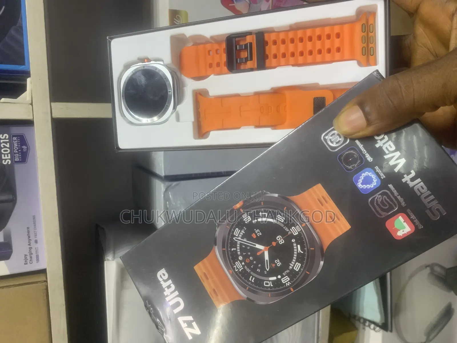 Z7 Ultra Smartwatch With Good Features