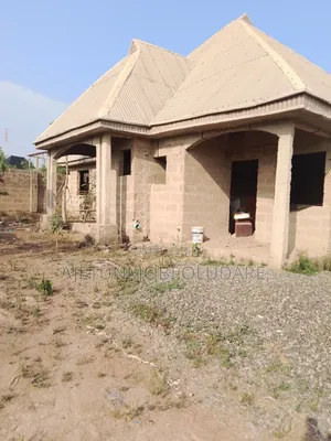 2bdrm Bungalow in Covenant Avenue for sale