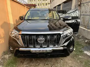 Toyota Land Cruiser Prado 2.8 2017 Black