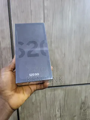 New Samsung Galaxy S20 128 GB Black
