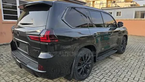 Lexus LX 570 AWD 2019 Black