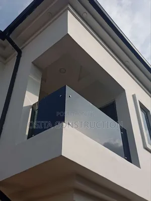 10mm Glass Hand Rail