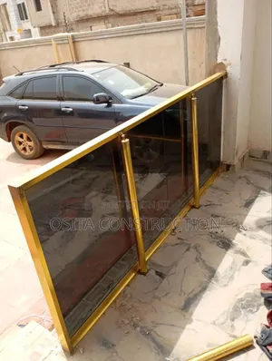 10mm Glass Hand Rail