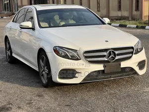 Mercedes-Benz E300 4Matic AWD Sedan (2.0L 4cyl 9A) 2017 White